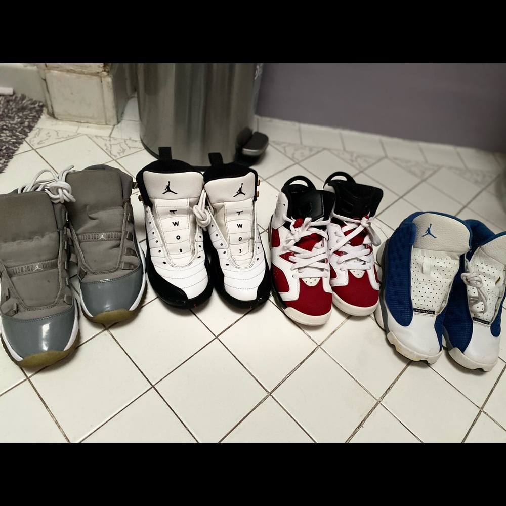 Air Jordan 11 . Air Jordan 12 Taxi . Air Jordan 13 Flint.